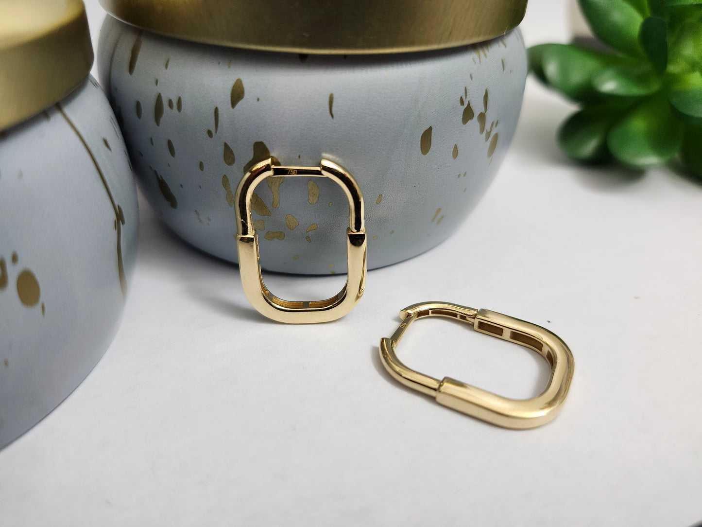 Rectangular Huggie Hoop Earrings in 18k Solid Gold