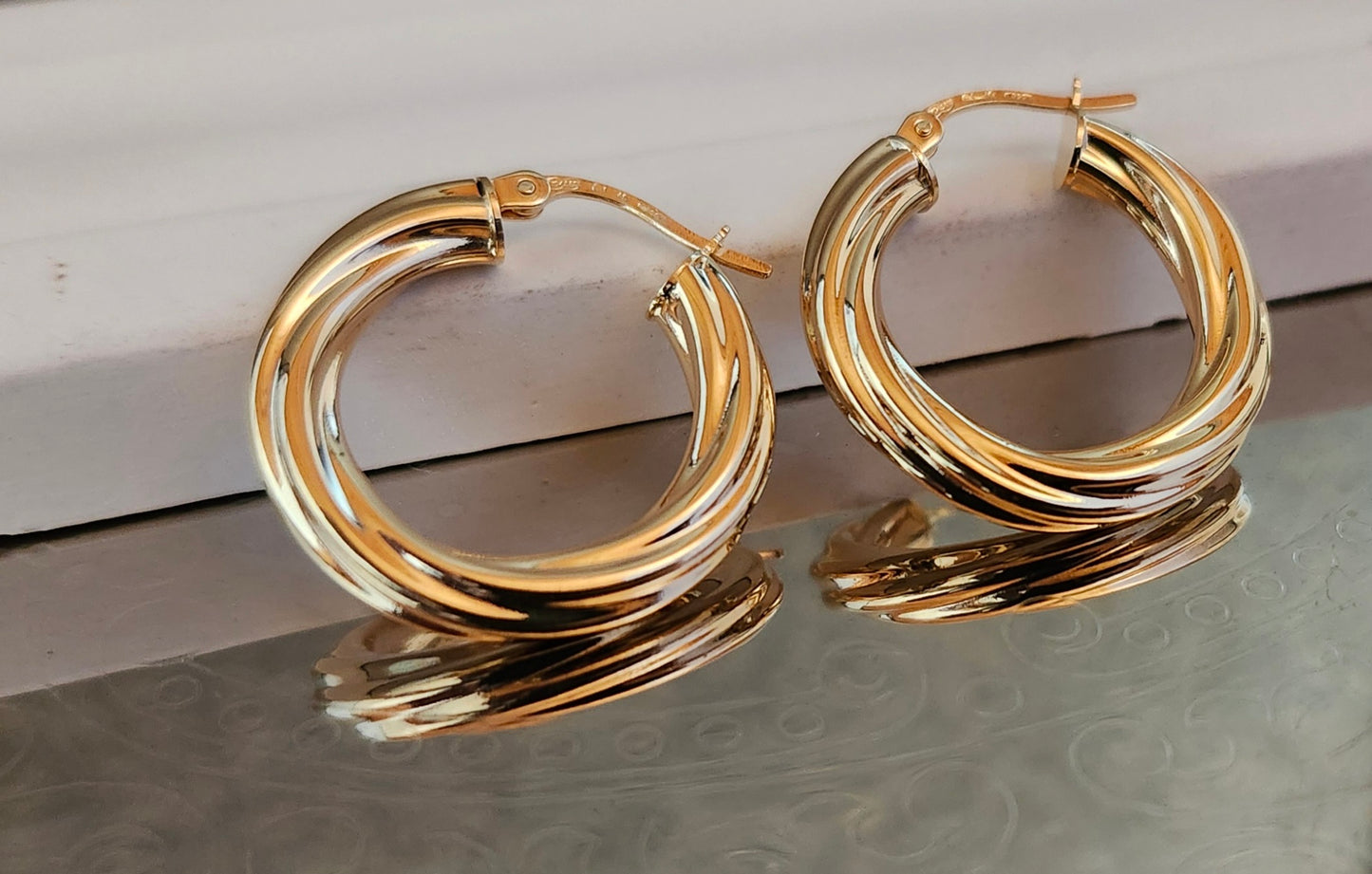 Chunky Linear Twist Hoop Earrings in 18k Solid Gold