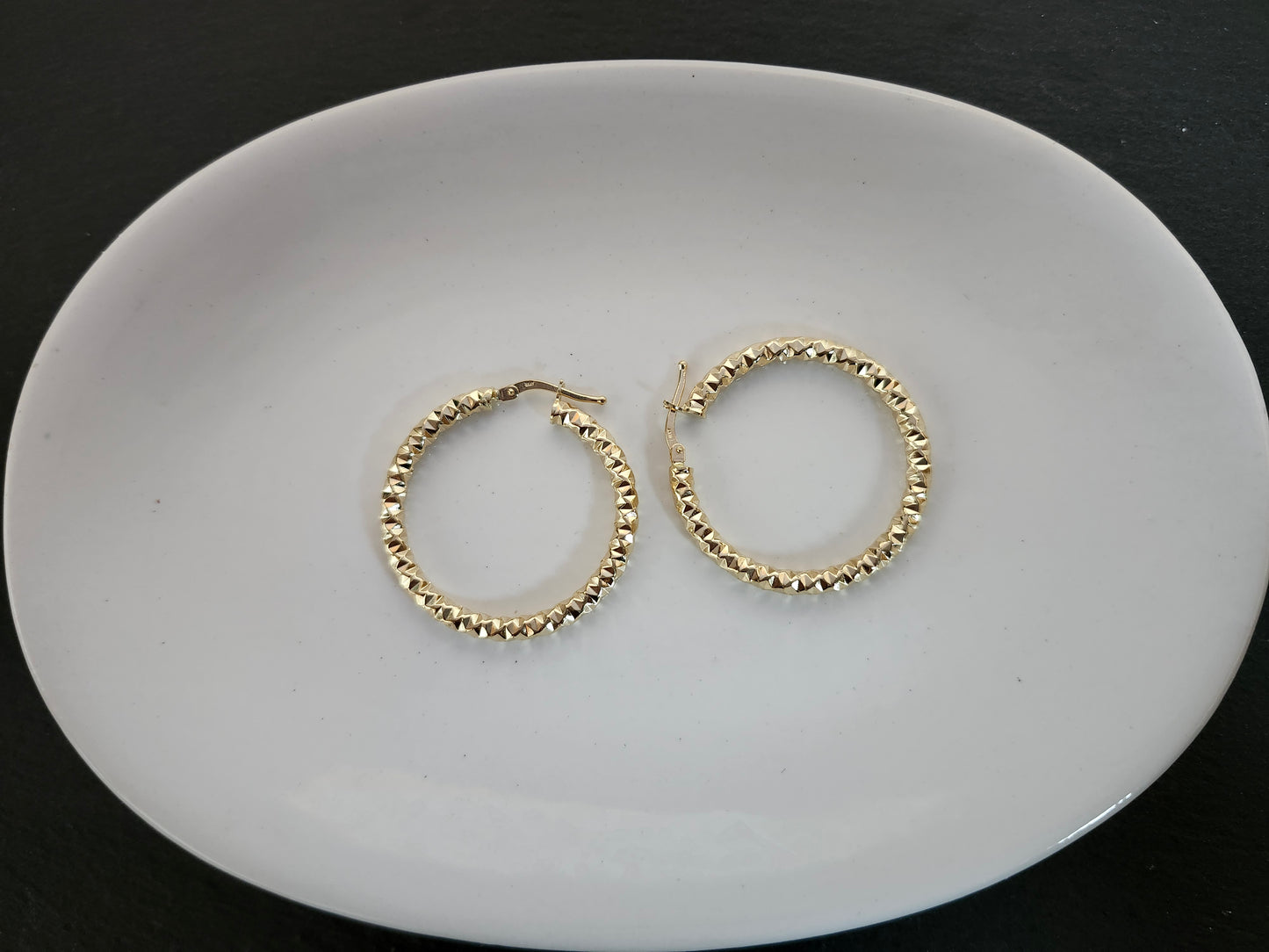 Diamond Cut Textured Hoop Earrings in 18k Solid Gold