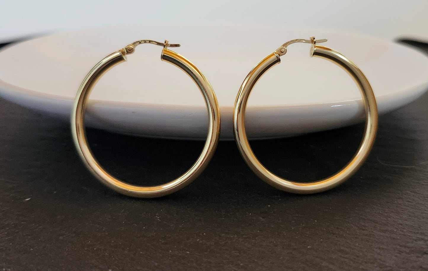 Sleek Round Hoop Earrings in 18k Solid Gold