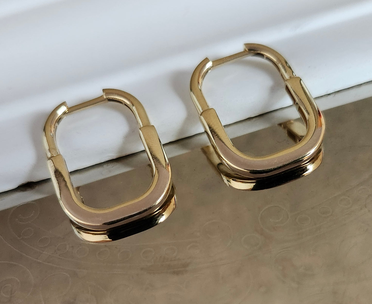 Rectangular Huggie Hoop Earrings in 18k Solid Gold