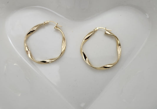 Spiral Hoop Earrings in 18k Solid Gold