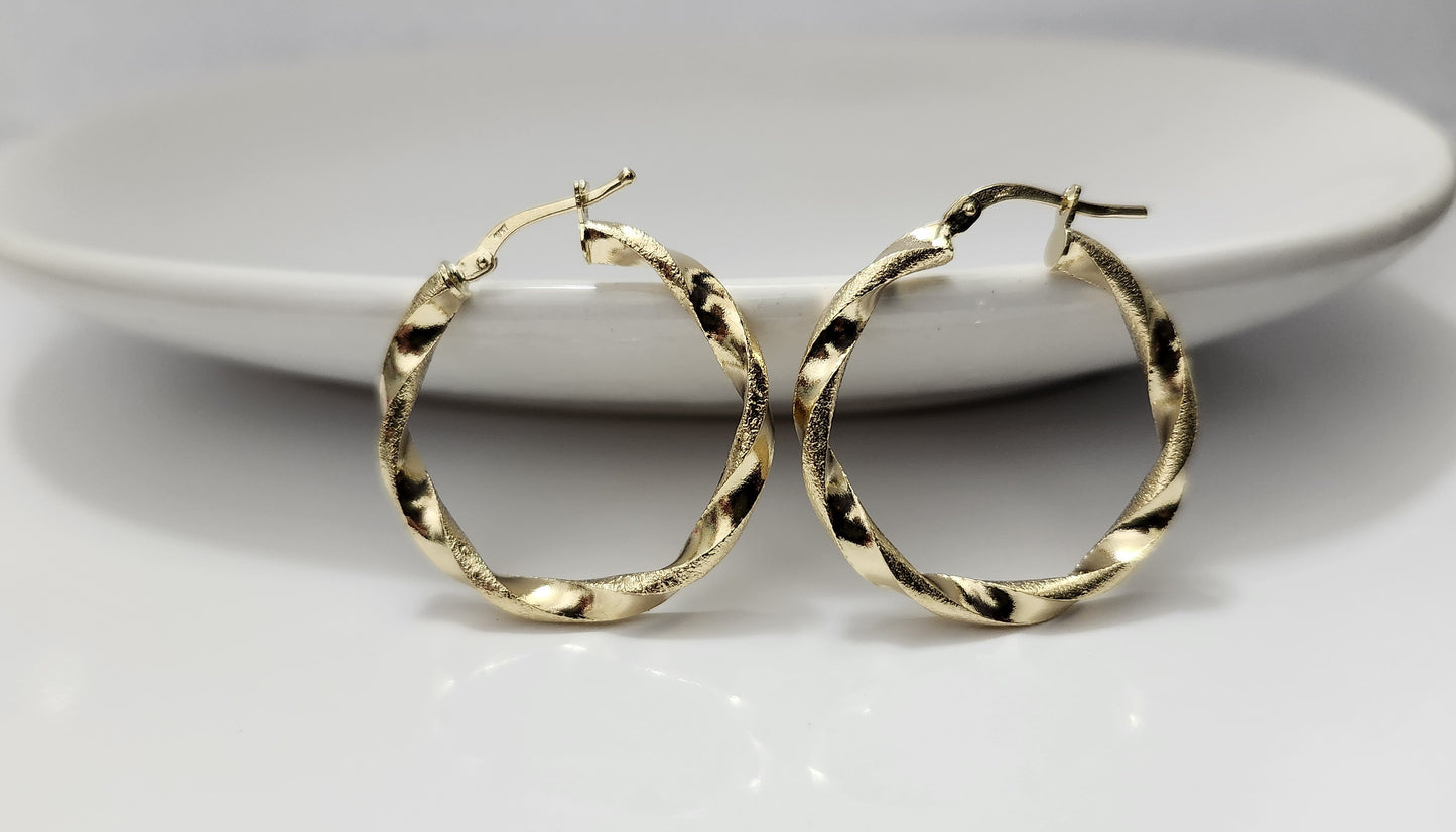 Textured Twisted Hoop Earrings in 18k Solid Gold