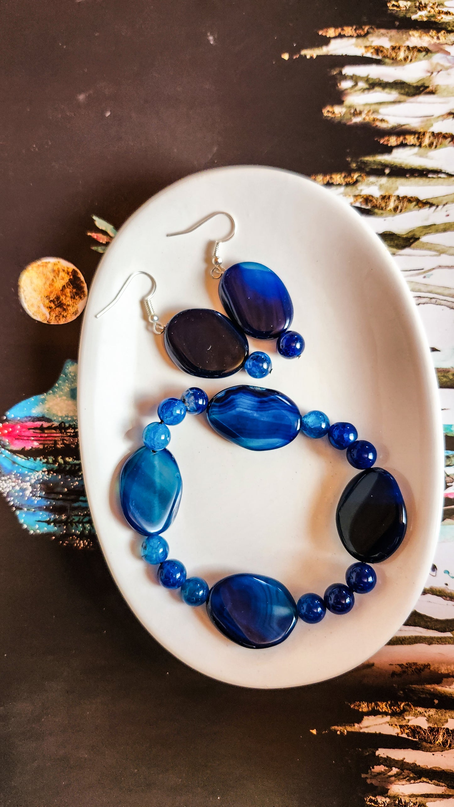 Dyed Agate Blue Slice and Round Bracelet and Earrings Set